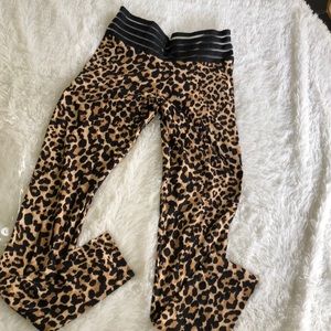 Cute Booty Lounge Leggings w/Pockets